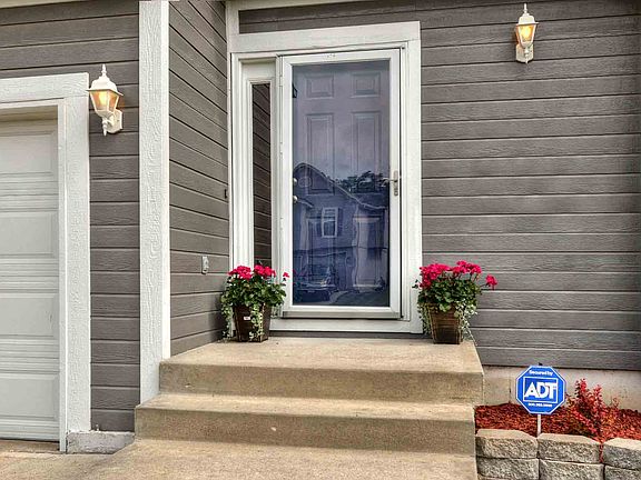 2nd image of 1804 E 59th Ter