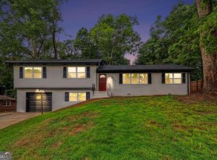 2417 Winshire Dr, Decatur, GA 30035