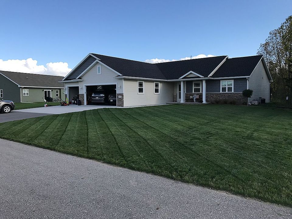 1st image of 1448 Plains Ave