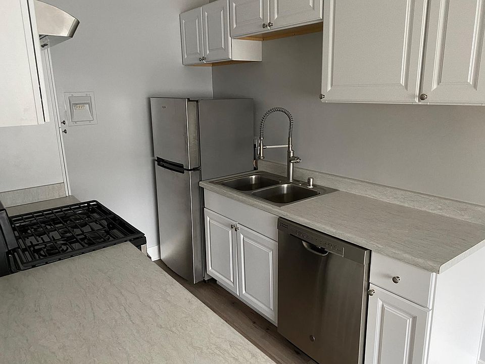 1st image of 1001 E Acacia Ave APT 9