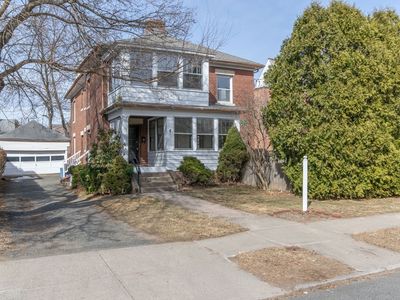 151 Allyn St, Holyoke, MA, 01040