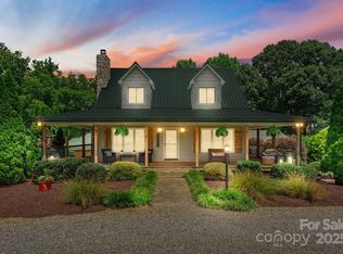 1363 John Cline Ct, Lincolnton, NC 28092