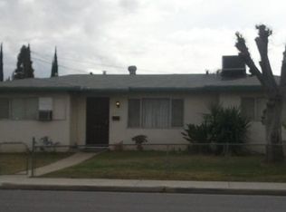 8417 Hall Rd, Lamont, CA 93241