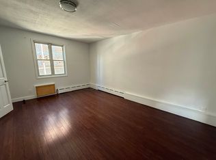 556 Sackett St #2, Brooklyn, NY 11217