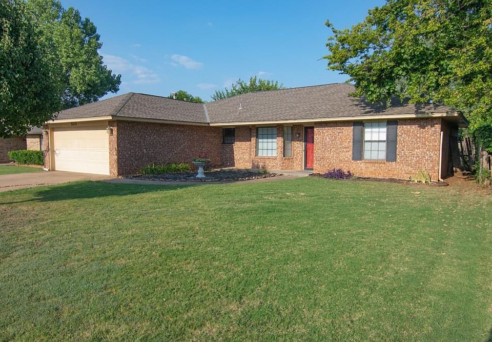 1st image of 2212 Tanglewood Dr