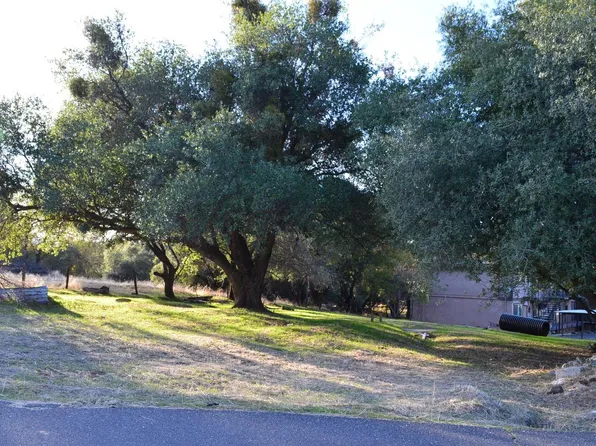 Gold Cliff Rd, Angels Camp, CA 95222
