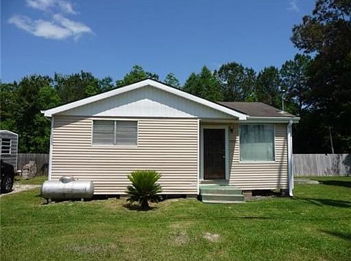 2nd image of 59038 Pearl Acres Rd