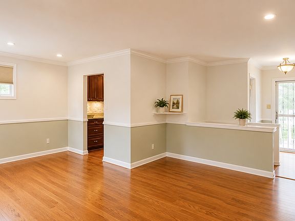 5th image of 537 E Indian Spring Dr