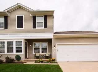 135 Village Dr, Springboro, OH 45066