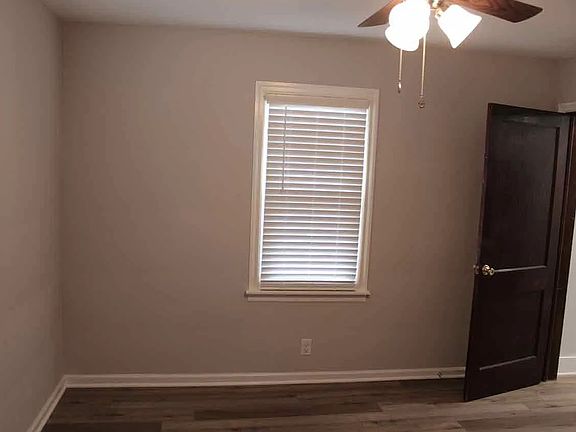 5th image of 2240 N Kenwood Ave #2240