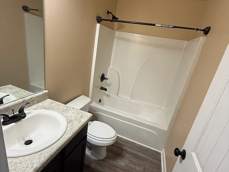 1805 Creel Ln — Photo 18