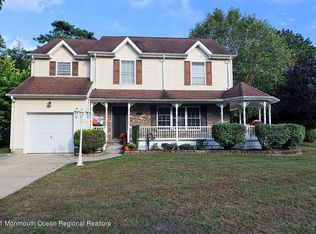701 Meadow Ln, Forked River, NJ 08731