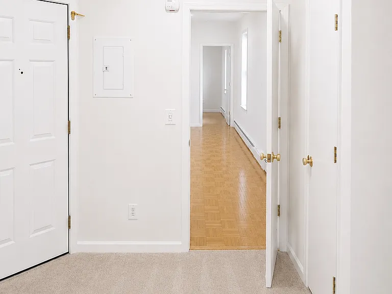 370 Union St — Photo 5