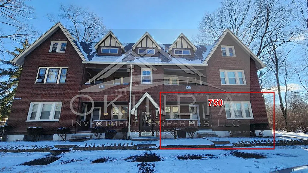 750 Superior Ave — Photo 1