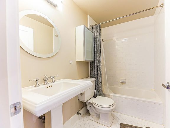 5th image of 415 Bryant St APT 6