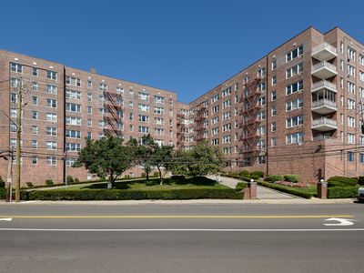 333 Bronx River Rd APT 605, Yonkers, NY, 10704