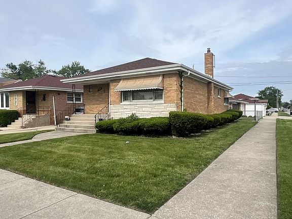 3rd image of 419 Luella Ave