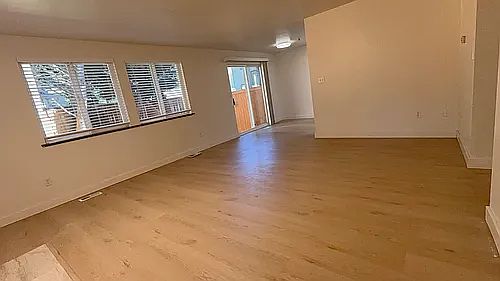 2nd image of 9910 NE 135th Pl