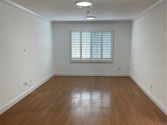 4th image of 1370 Green Valley CIR #1304
