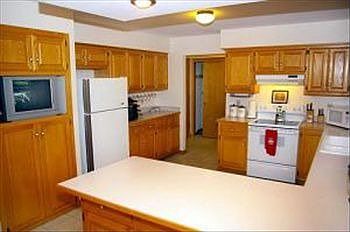 3rd image of N61W23714 Sumac Ln