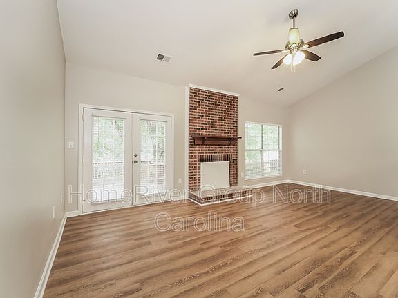 5th image of 9501 Clifton Meadow Dr