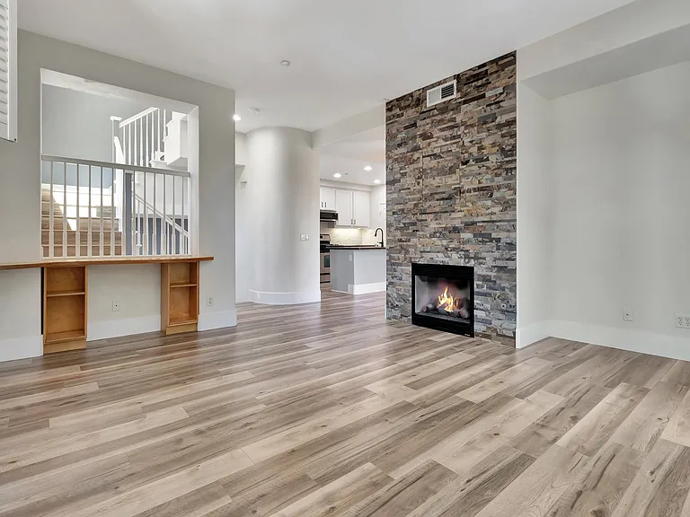 2822 Escala Cir — Photo 17