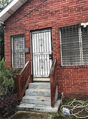 1st image of 2519 Valmont St