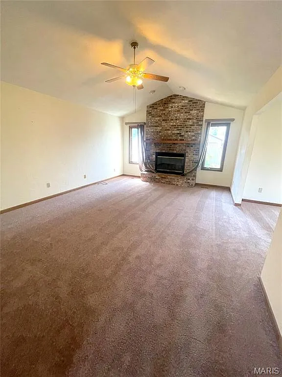 3 bed, 2.0 bath, 1622 sqft, $1,700 — Photo 3