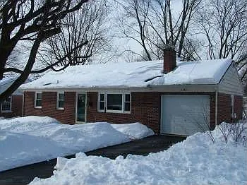 1346 Clearview Ave photo 1