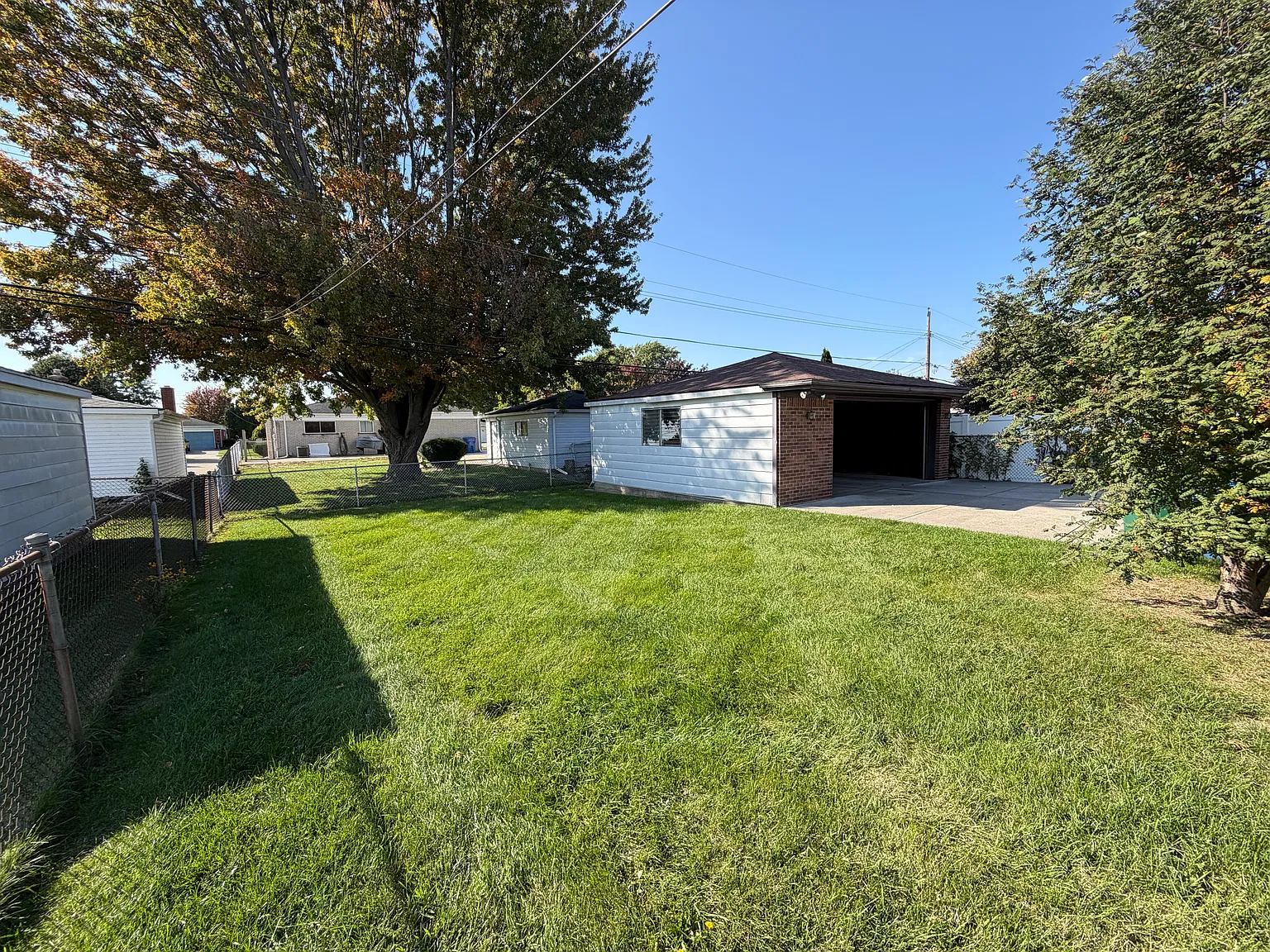 1 bed, 1.5 bath, 1200 sqft, $1,750 — Photo 4