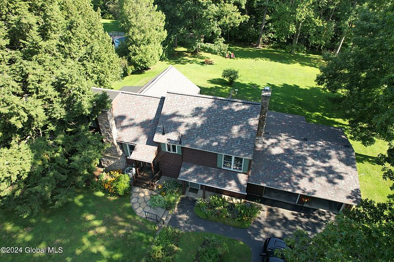 5th image of 126 Heckeler Drive
