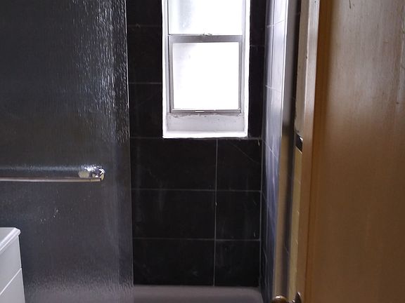 4th image of 19131 NW 6th Ave