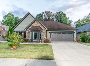 293 Devonshire Ave, Johnson City, TN 37601