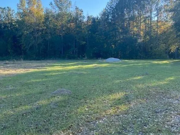 2 Wallace Rd, Lane, SC 29564