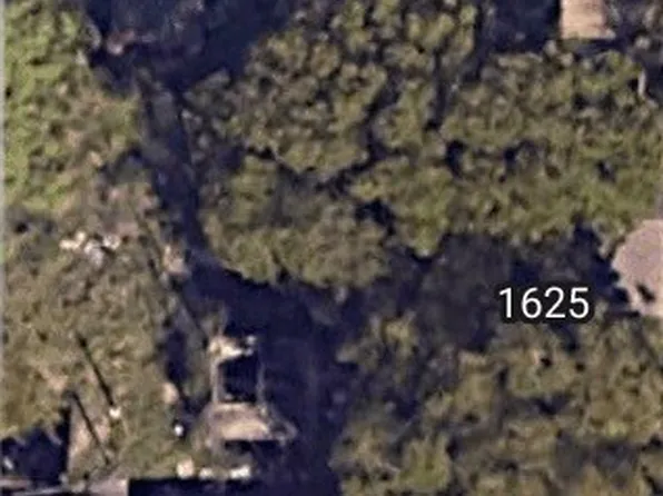 1625 E Crosby Rd, Carrollton, TX 75006