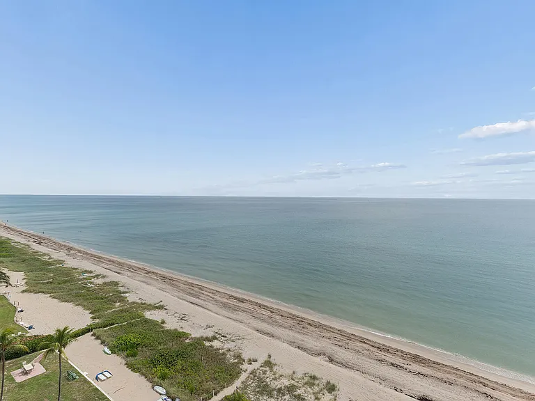 1021 Hillsboro Mile Bch #1008 — Photo 5