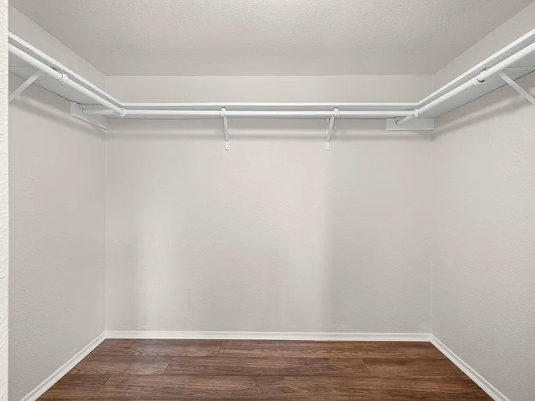 8905 Bridgewood Trl — Photo 21