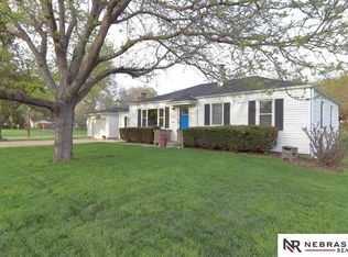 1121 N 69th St, Omaha, NE 68132