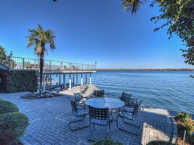 1st image of 524 Lighthouse Dr