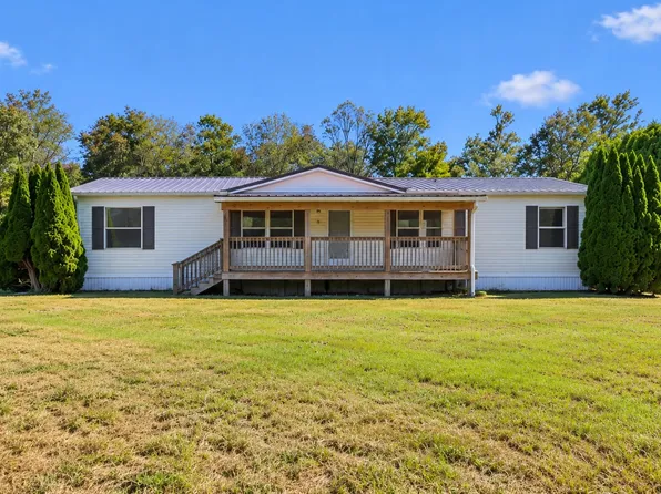 1894 Parker Rd, Manchester, TN 37355