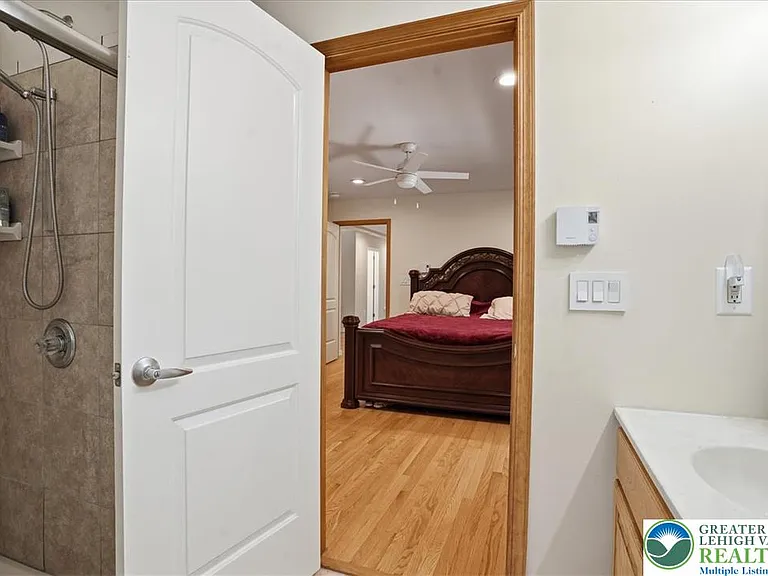 12 Rockway Ct — Photo 12