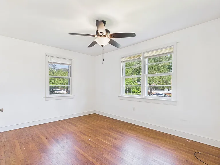 910 Northampton Rd — Photo 22
