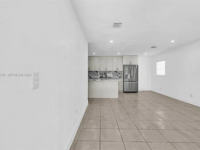 11790 SW 34th St — Photo 8