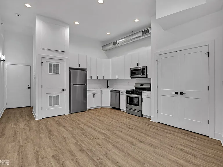 4725 N Western Ave #4731-205 — Photo 5