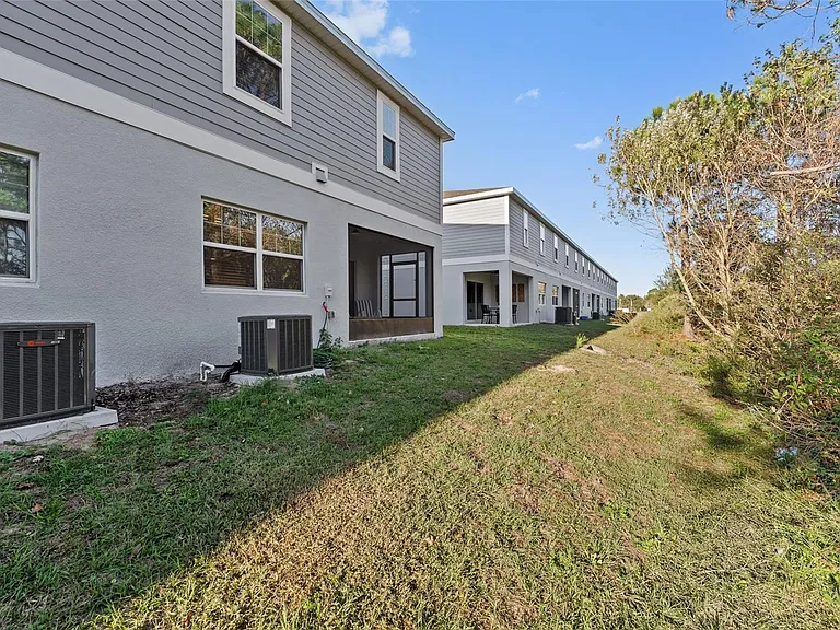 156 Glass Onion Dr — Photo 30