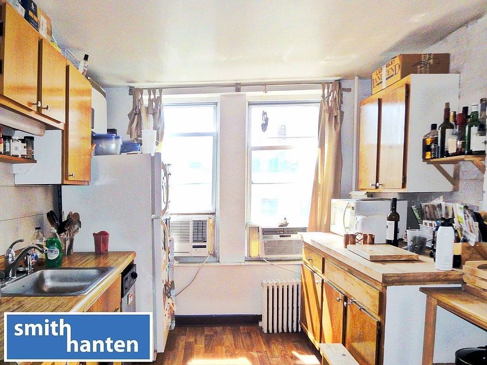 1st image of 102 Wyckoff St APT 3R