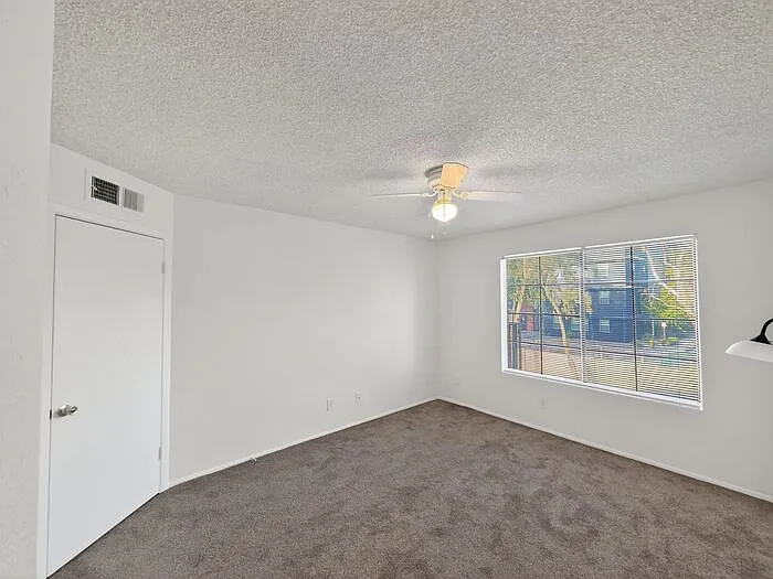 1905 E University Dr #219-E — Photo 24
