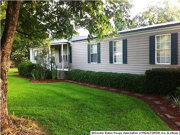 3rd image of 15181 Palmetto Ln