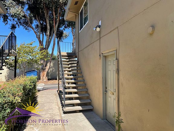 3rd image of 2852 Norcade Cir #4