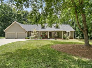 1114 Berkeley Pl, Concord, NC 28027